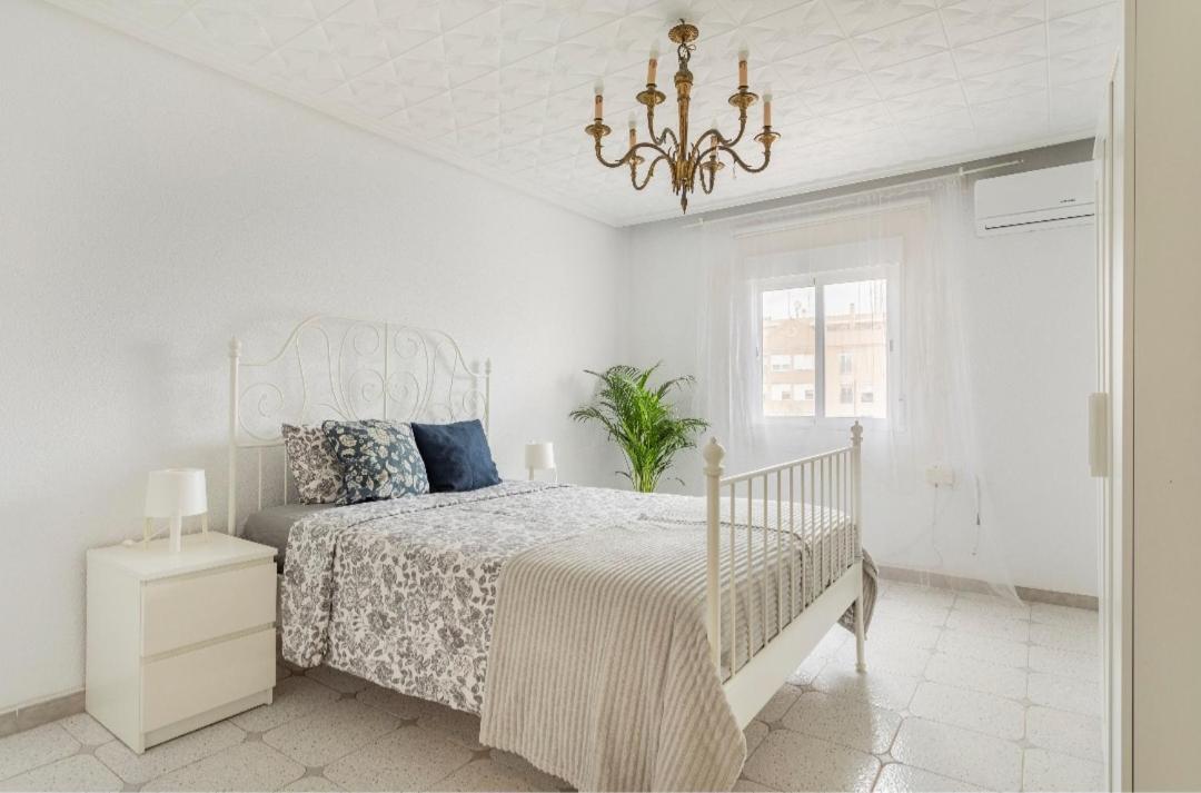 Holiday&Vacations Apartment On The Beach Valence Extérieur photo