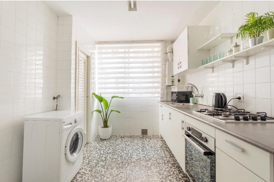 Holiday&Vacations Apartment On The Beach Valence Extérieur photo